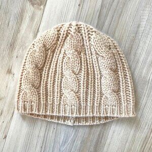 Cashmere knit hat